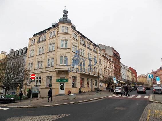 Obchod v centru města Karlovy Vary | Loyd - reality, s. r. o.