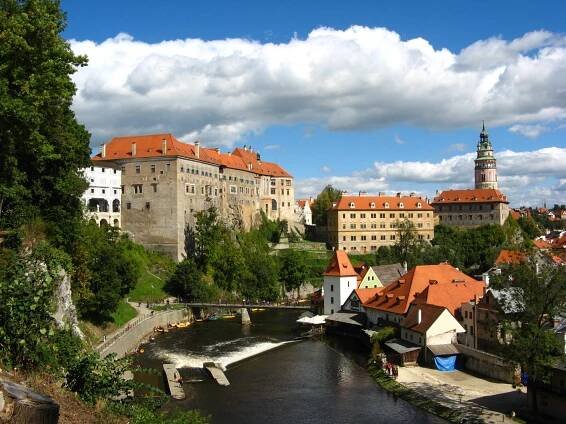 Český Krumlov - visit.prachatice.eu