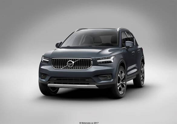 Volvo XC40 1.5 T3 163k Momentum2022sklad!