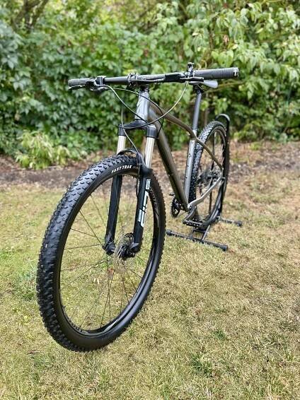 Specialized Rockhopper 29" M – šedo/černý, po servisu