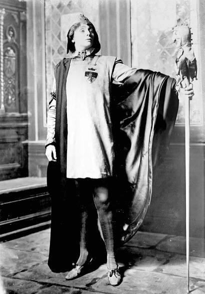 Maude Adams in The Jesters, 1908.