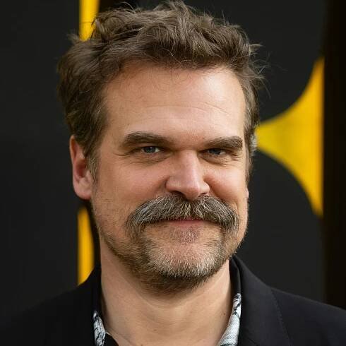 David Harbour’s boho-style entryway is the ultimate small space inspiration – full of charm, style, and...