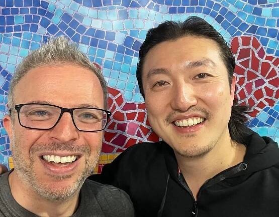 Eric Liu's selfie with Oscar.