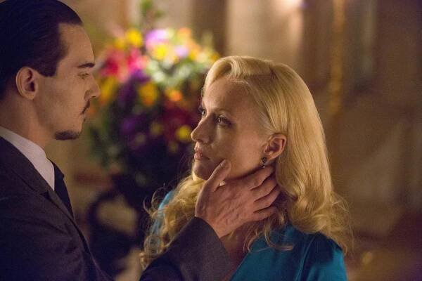 Drákula - Přijď zemřít - Z filmu - Jonathan Rhys Meyers, Victoria Smurfit
