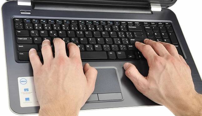 Dell Inspiron 17R stříbrný