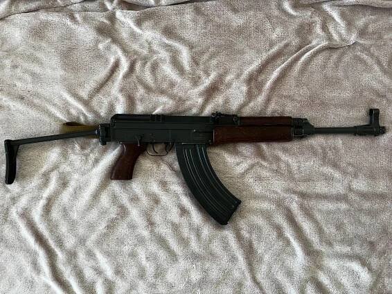 Expanzní samopal Zbrojovka Holice LM-58