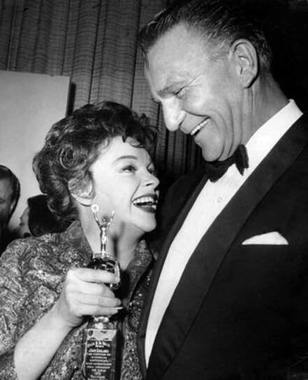 Ready for My deMille: Profiles in Excellence - Judy Garland, 1962 - Golden Globes