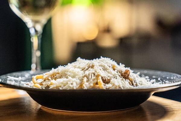 Spaghetti cacio e pepe