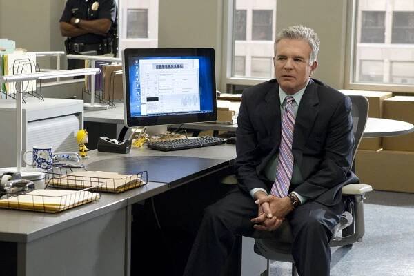 Closer - Hledá se chůva - Z filmu - Tony Denison