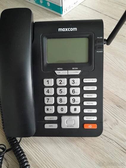 Stolní telefon s funkcemi mobilního Maxcom - Vestec - Bazar