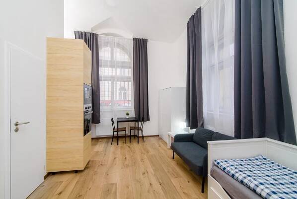 Zařízené studio k pronájmu v atraktivní lokalitě Praha 2 – Nové Město