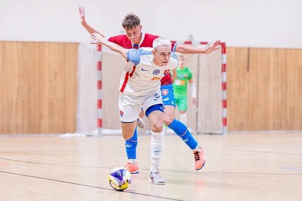 Futsal 19: Česko - Slovensko v Hodoníně: Česká republika - Slovensko 7:3 | Futsal | FOTBAL.CZ