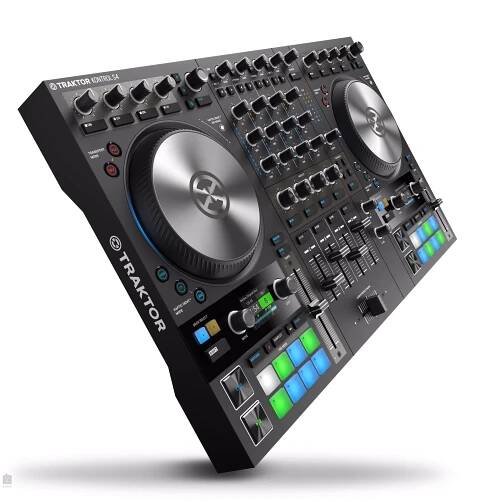 Native Instruments Traktor Kontrol S4 MK3