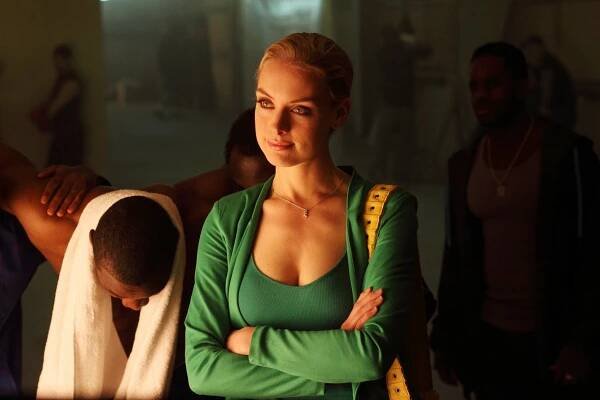 Dívka odjinud - SubterrFaenean - Z filmu - Rachel Skarsten
