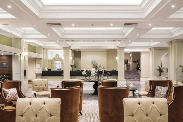 Corinthia Palace Malta Attard Exterior photo The lobby of the hotel