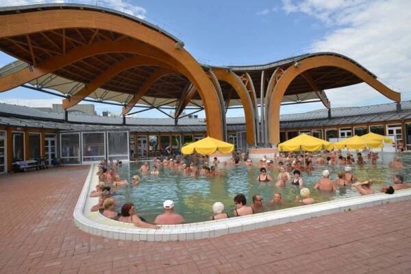 Maďarsko, termální lázně Bukfurdo - hotel HUNGUEST WEST (RGold) AZ: 7 denní pobyt | Maďarsko | BÜK (BÜKFÜRDŐ) | pobytový