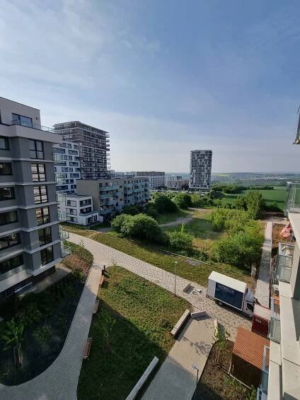 Pronájem nový byt 1+kk, 28 m2 + balkon 4 m2, ul. Svitákova, Praha 5 – Stodůlky – České realitní centrum