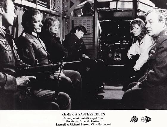 Clint Eastwood, Richard Burton, Mary Ure, Ingrid Pitt - Kam orli nelétají - Fotosky