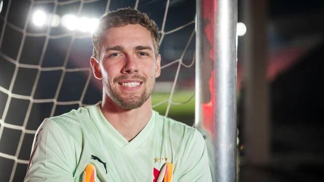 Slavia řeší stěžejní otázku. Bude příští jedničkou Slavie Staněk nebo Markovič? - Ruik.cz