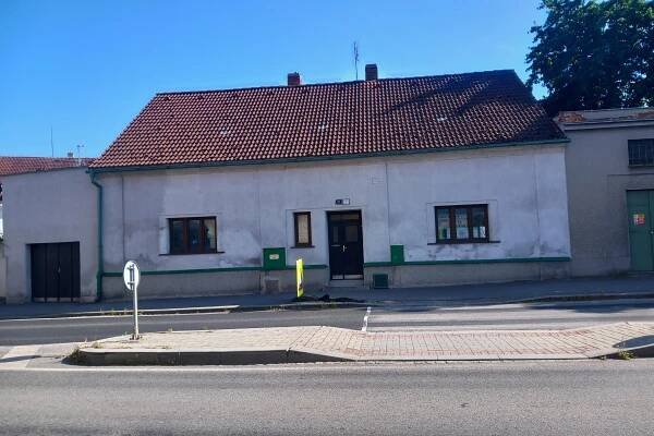 Prodej rodinného domu s garáží, Horažďovice