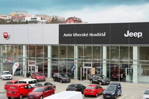 CAR CENTRUM člen skupiny AUTO UH s.r.o. foto 1