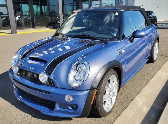 Avery’s 2006 Mini Cooper S Cabrio – Stefano’s Garage