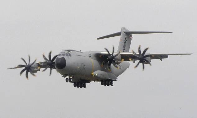 Soubor:A400M-1969.jpg – Wikipedie