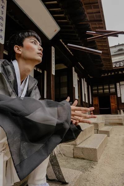 Seong Hyeok J | HANGAWI 7