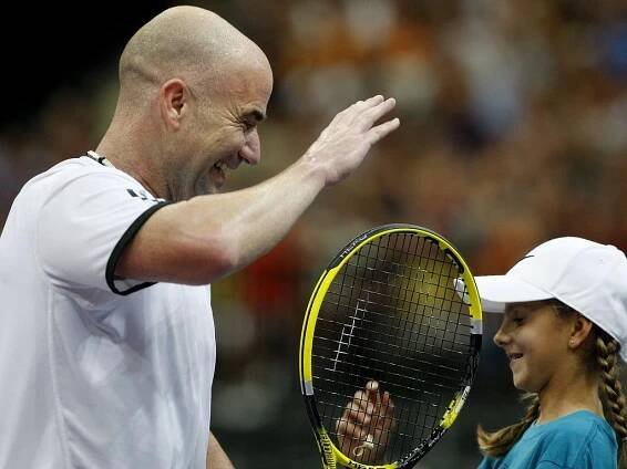 Agassi s Grafovou v Praze: Skvělý tenis i legrace