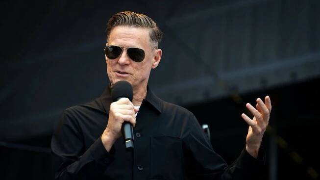 Balady s duší rockera: Bryan Adams míří před vydáním novinky do Hradce