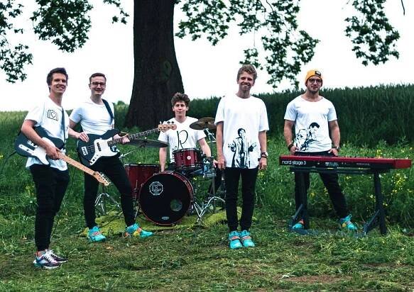13. komnata muzikanta Petra Harazina: Psal píseň pro Gotta a topil se v chlastu!