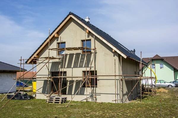 Lité podlahy – anhydrit VS cement? | BigNews