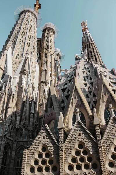 Základová fotografie na téma antonio gaudi, architektonické mistrovské dílo, architektonický návrh, architektonický zázrak
