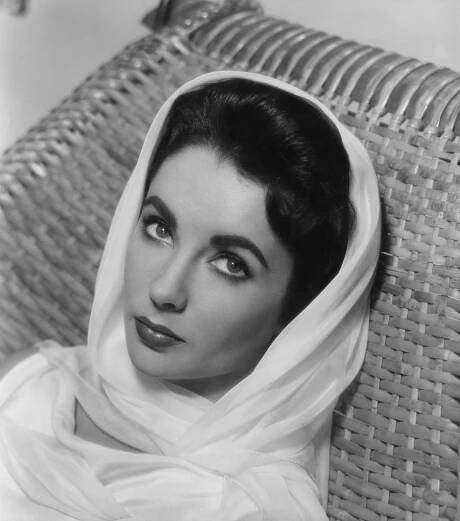 Dieta Elizabeth Taylor: Jak nejslavnější představitelka Kleopatry zhubla 22 kilo?