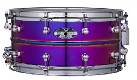 Pearl & Omar Hakim Celebrate 30 Years With Limited Edition Signature Snare - DRUM! Magazine