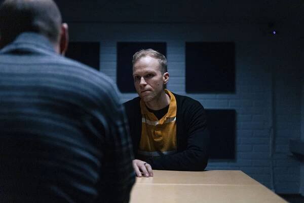 Koskinen - Räätälöity ratkaisu 2/2 - Z filmu - Jon-Jon Geitel