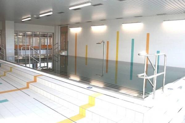 Dětský bazén, který je součástí krytého plaveckého bazénu v Roudnici nad Labem. 