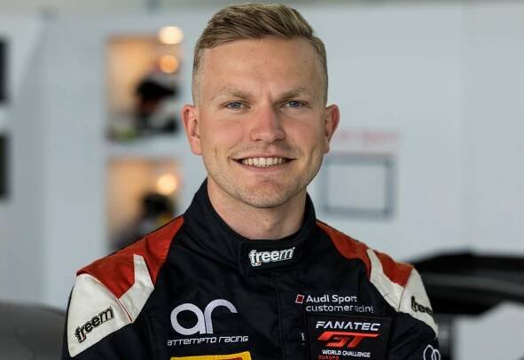 Nico Schöll gibt auch im Sprint-Cup zusammen mit Alex Aka Gas.