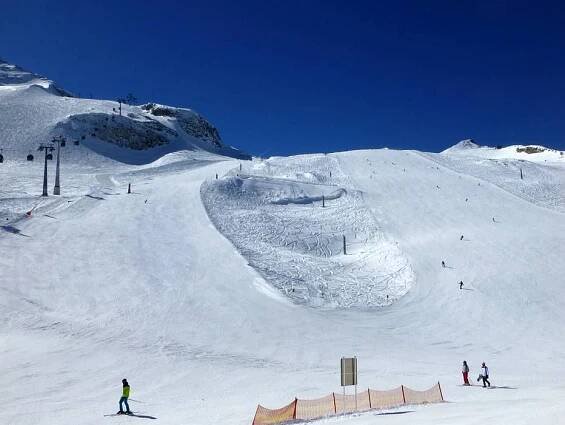Lyžařské středisko Hintertux