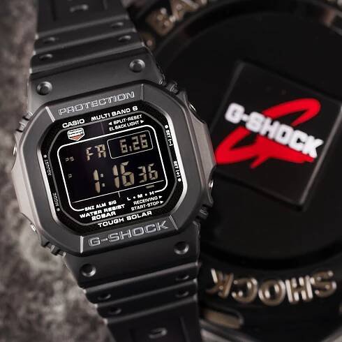 G-Shock GW-M5610 – Stařík, který vylezl z okna a nastavil se