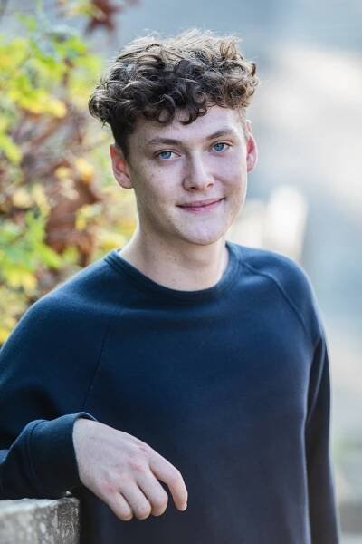 Senior Portraiture - Portrait, Headshot and Brand Photographer Family, Senior, and Newborn Portrait Photographer. 