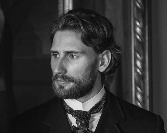 Edward Holcroft Is The Perfect Catch For Any Woman (Or Man?) - Taddlr