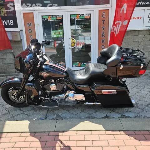 Harley-Davidson FLHTCU Electra Glide Ultra Classic - 3