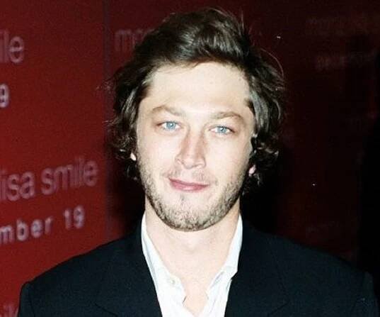 Ebon Moss-Bachrach Biography - Facts, Childhood, Family Life & Achievements