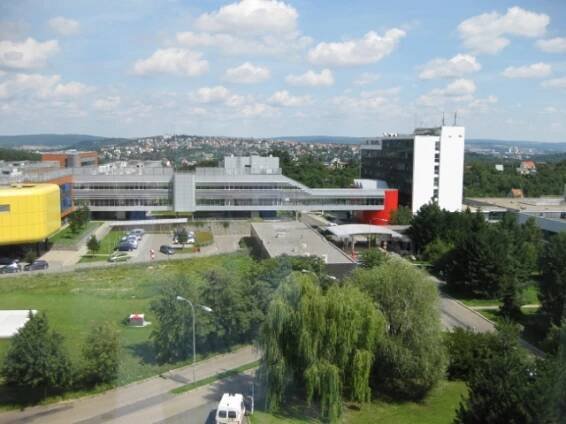 Fakultní nemocnice Brno, pracoviště BohuniceKrásný výhled na nově budované centrum brněnského porodnictví