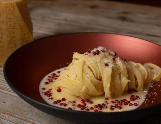 Fettuccine Alfredo al Parmigiano Reggiano with Pink Peppercorn – Parmigiano Reggiano USA