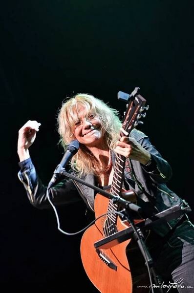 LENKA FILIPOVÁ – Sono Centrum, Brno