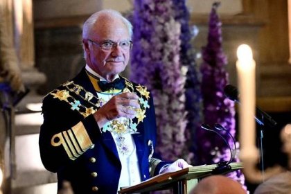 Král (77) slavil ve Švédsku pompézně 50 let na trůnu. Pozornost si „ukradlo“ i princátko (7)