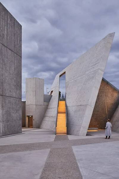 Daniel Libeskind — the architect of poetry — PORTICO magazine by Vanguard Properties