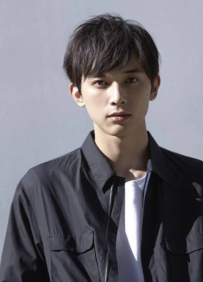 Ryo Yoshizawa-p2.jpg